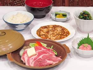 夕食