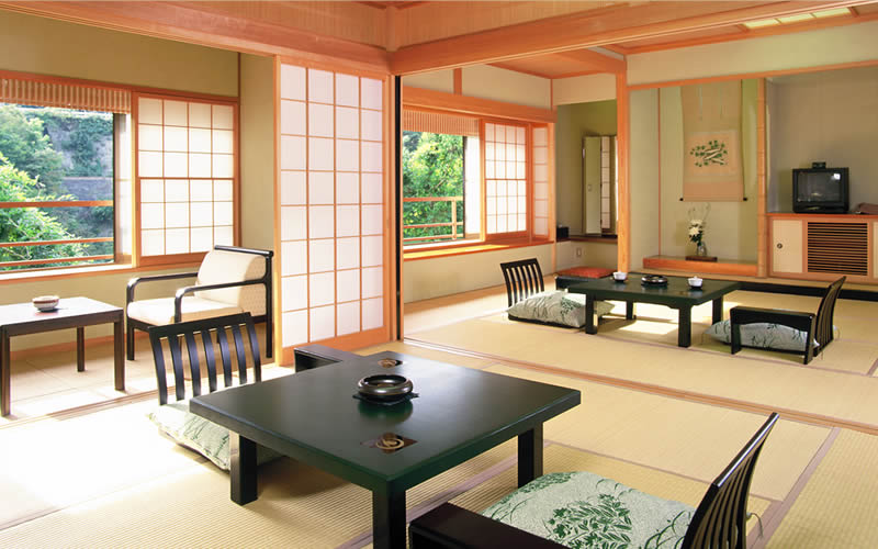 渓谷美和室二間